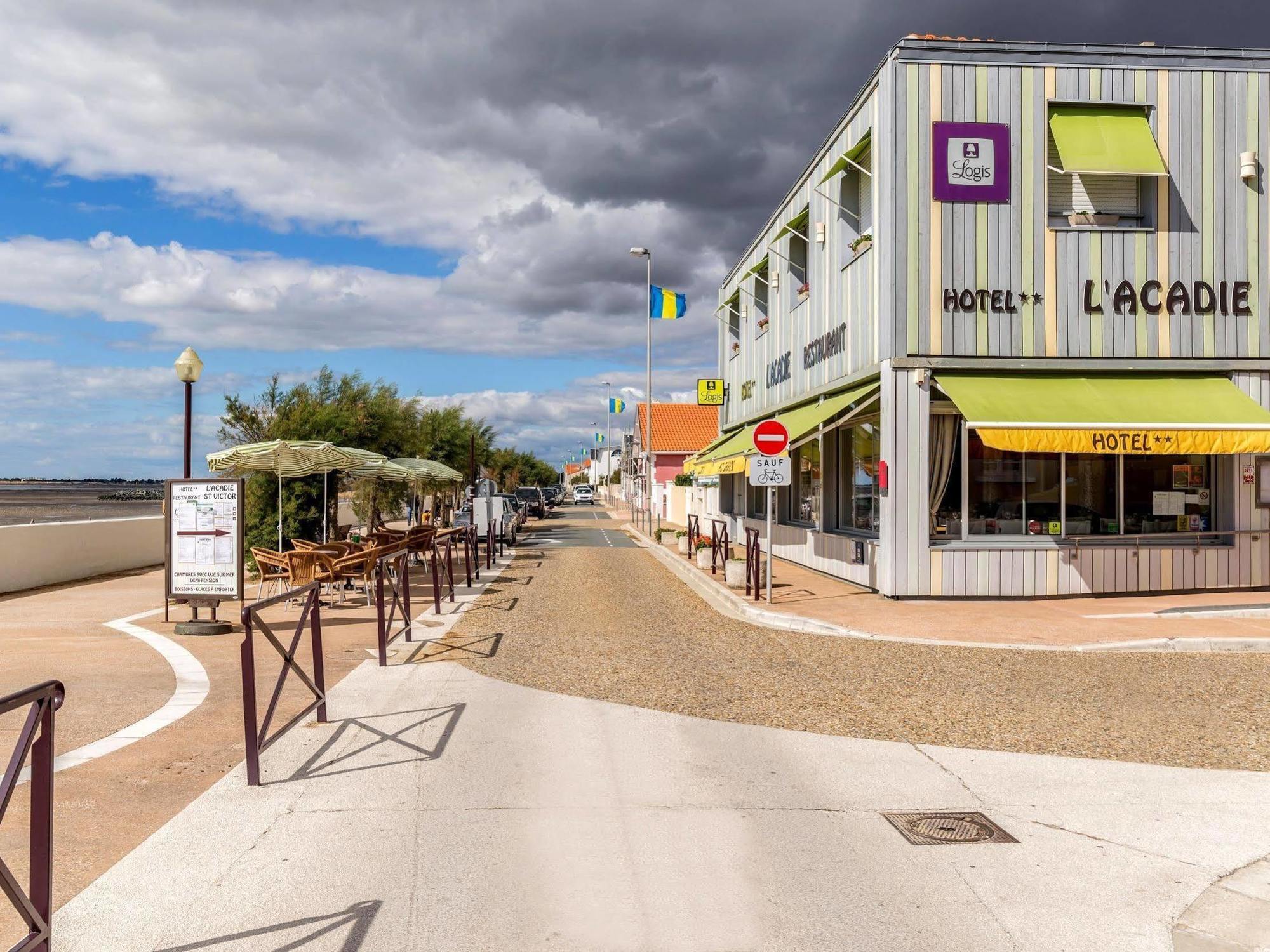 Acadie Saint Victor - Hotel Restaurant - Face Mer - Chatelaillon Plage 外观 照片